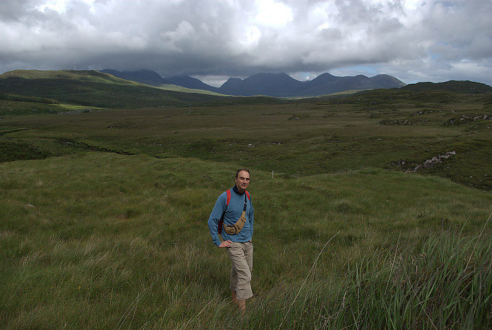 le valli presso Clifden Cottages