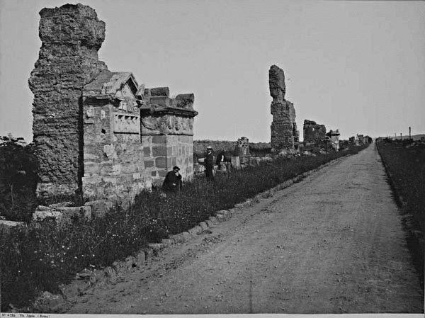 la via Appia in una vecchia stampa pavimentazione